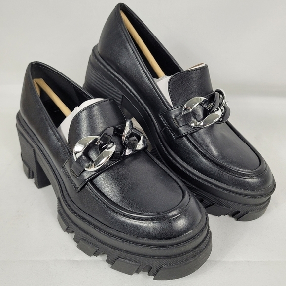 JustFab Shoes - NIB JustFab Drew Lug Sole Loafers Black Size 8 MSRP $65